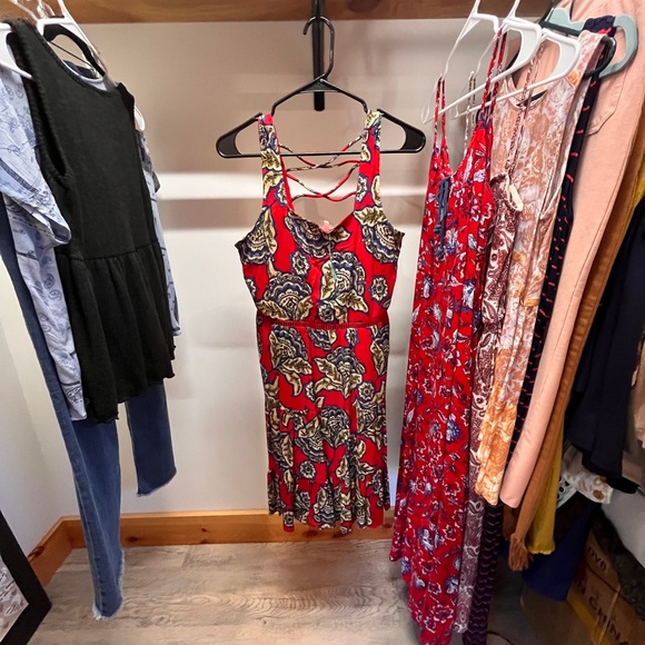 Maurices Red Floral Crisscross Back Mini Dress - Picture 5 of 12